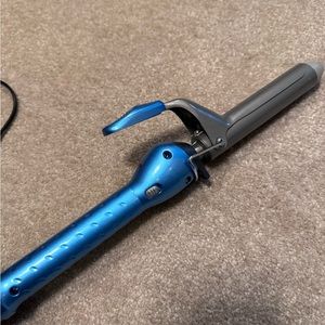 1” Babyliss curling iron